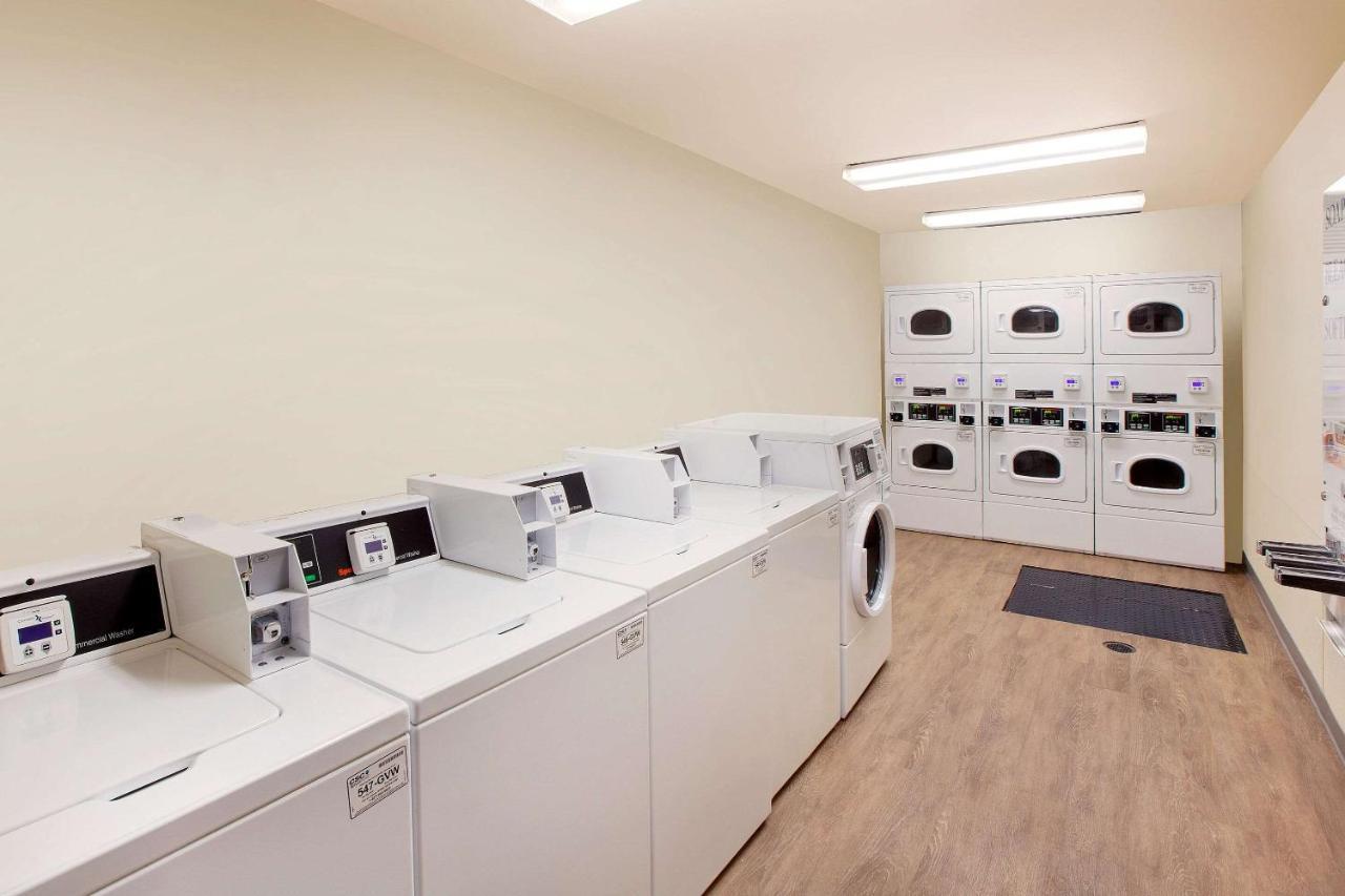 Woodspring Suites Harlingen Exterior foto